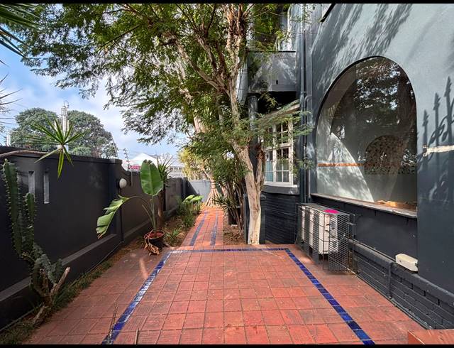 250M² BUSINESS TO LET IN MORNINGSIDE